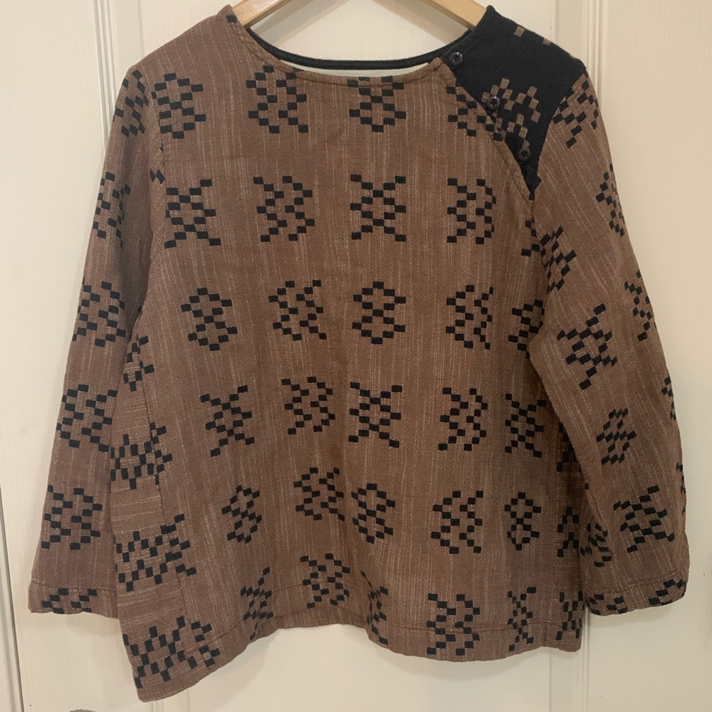 Ace & Jig Scott top in Sampler Brown
